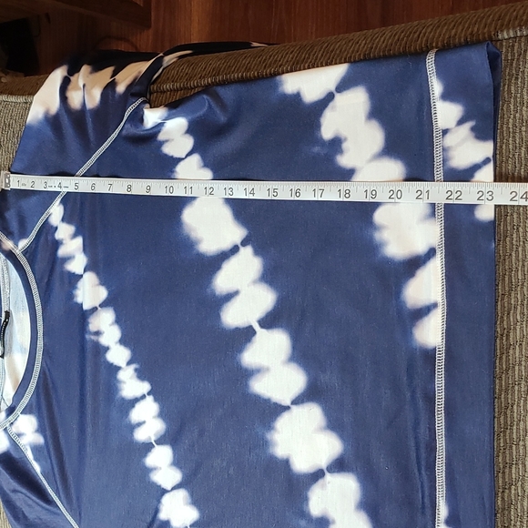 Pretty Garden Sweatshirt - Picture 11 of 14